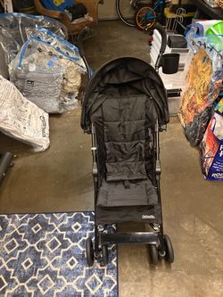 Kolcraft Cloud umbrella stroller