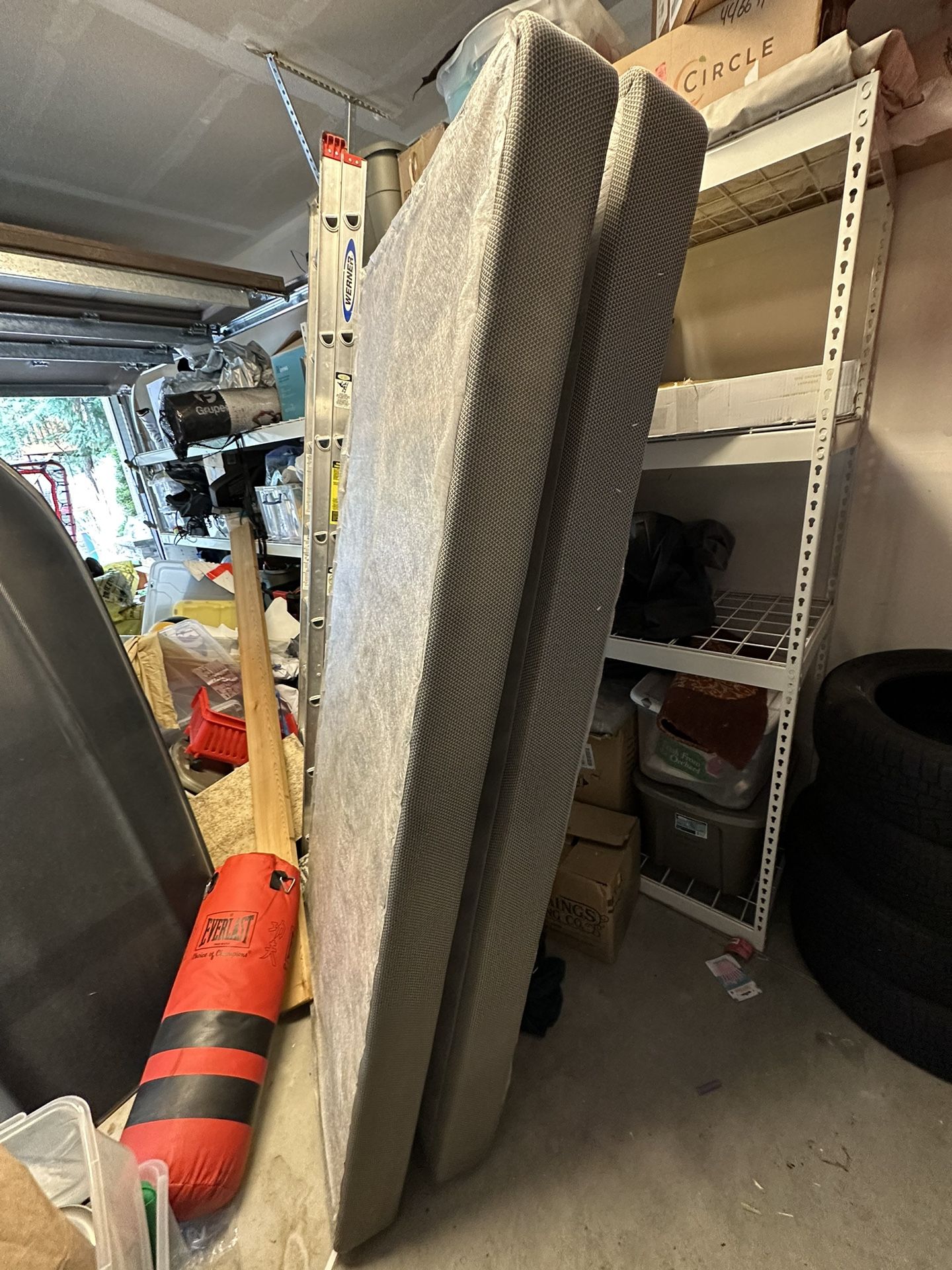 Cal King Mattress Foundation for Sale in Kirkland, WA OfferUp