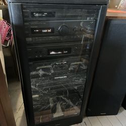 Great System Comes With Speakers