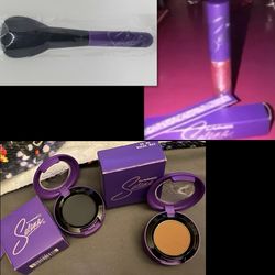 NEW SELENA/MAC MAKEUP BRUSH, EYESHADOW