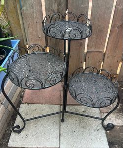 3-Tier Black Metal Plant Stand