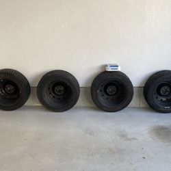 4 Snow Tires