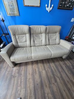 High Quality All Leather Reclining Couch 