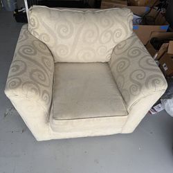 Accent Chair — Comfortable — Delivery Available