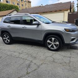 2020 Jeep Cherokee