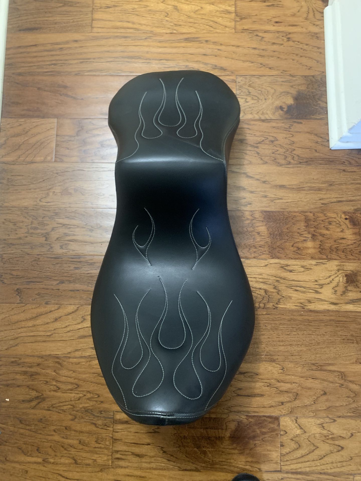 Harley Davidson Motorcycle Leather Flame Stitched Seat