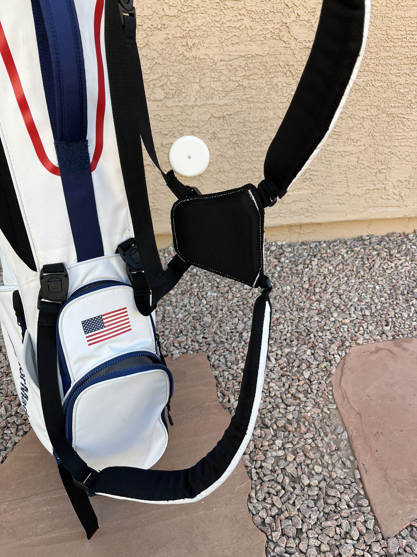 TaylorMade Flex  Tech Stand  Golf Bag