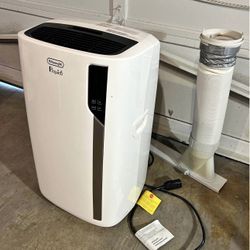 Delonghi 12,500BTU portable Conditioner ac unit 