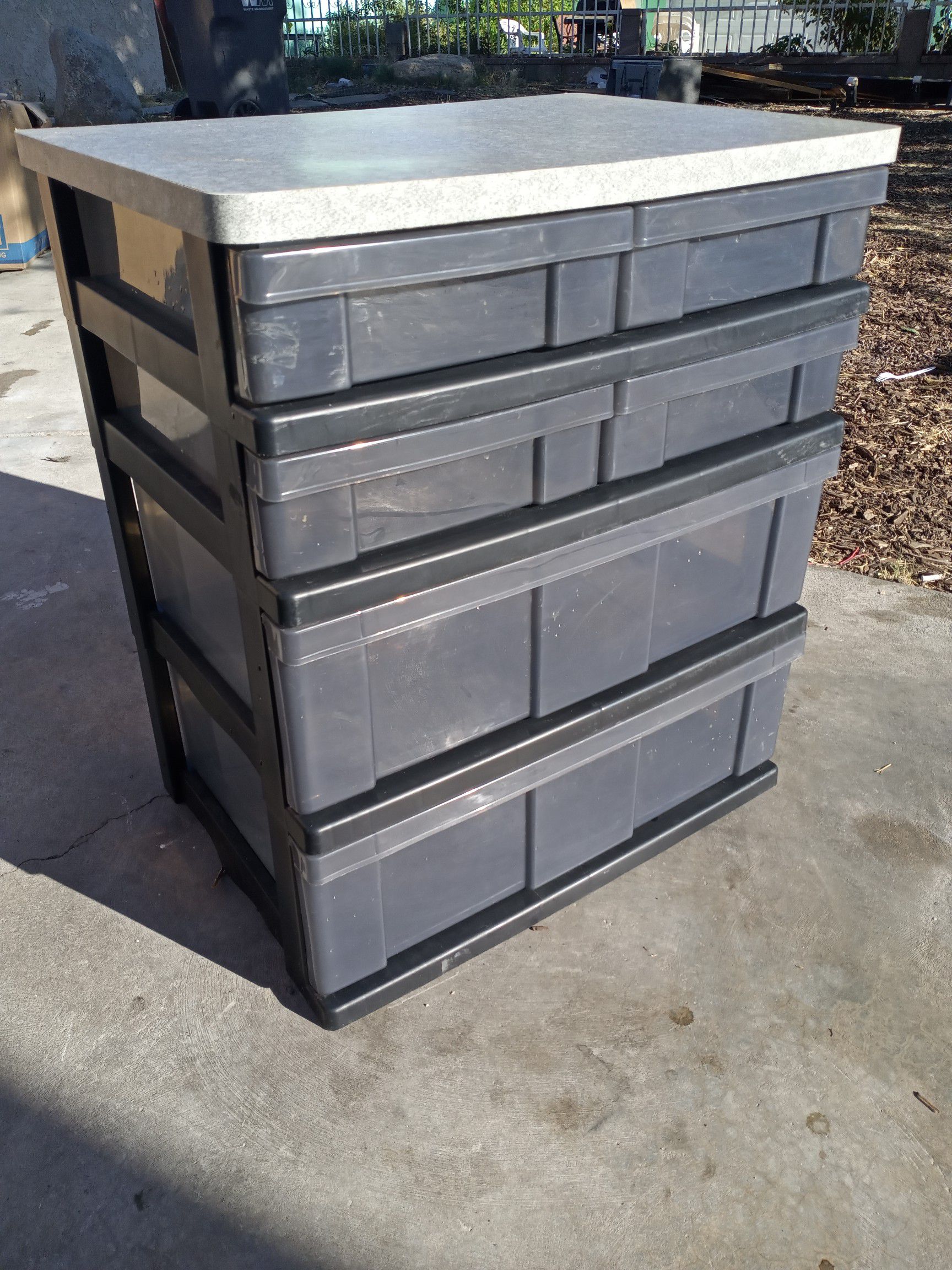 New Plastic Rubber Made Drawers With Six Shelves.