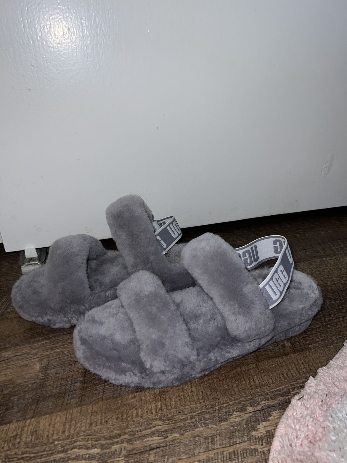 UGG Fuzzy Slides