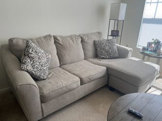 Couch set