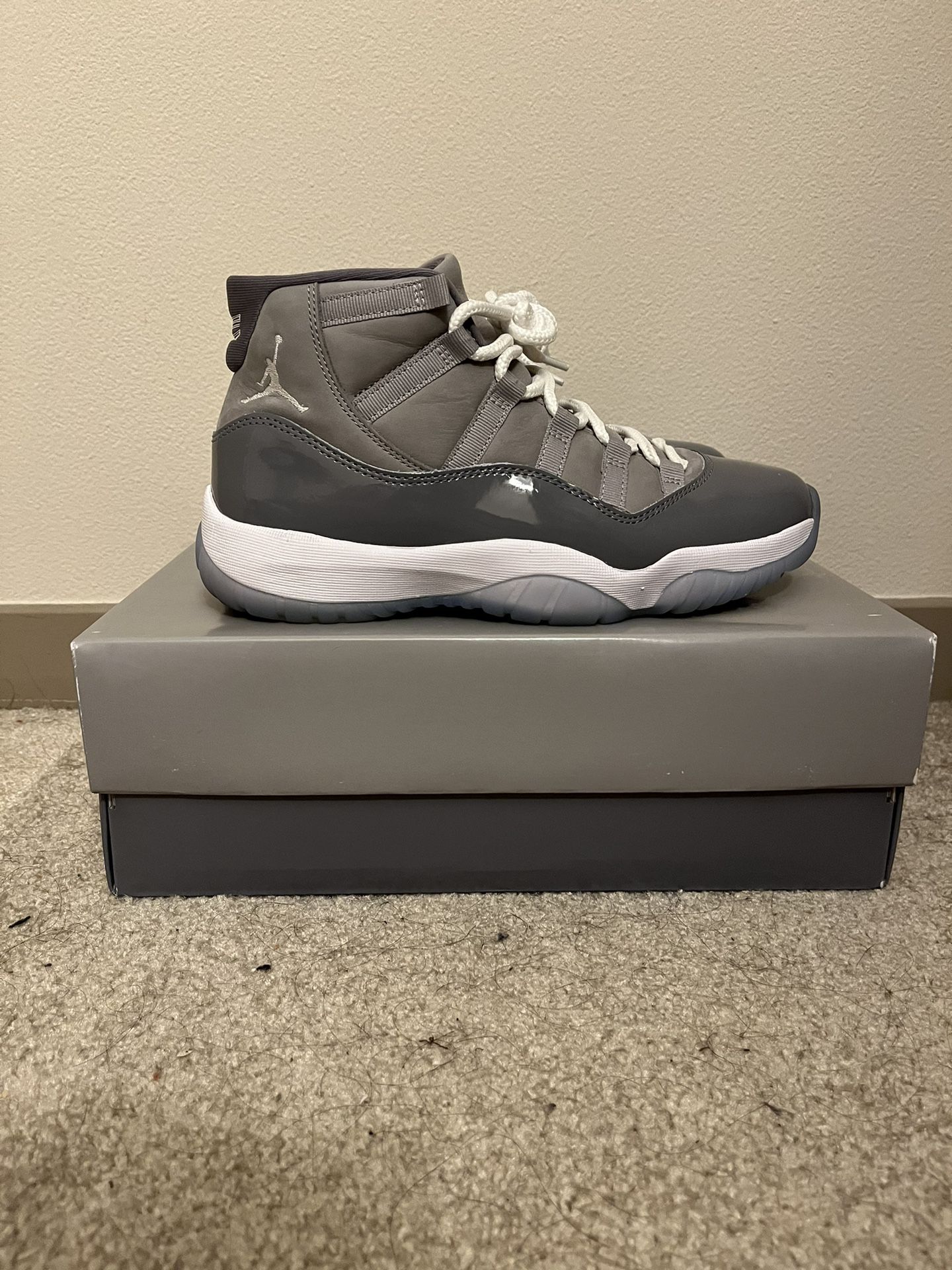 Jordan 11 “Cool Grey” Size 8.5