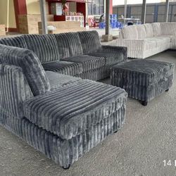 Seating sectional With chaise (2 Colors) BRAND NEW