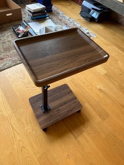 Small rolling table