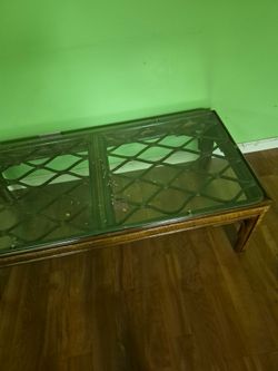 Center class table