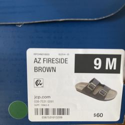 9M Brown Women’s Sandals $30