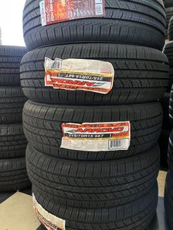 Vendo 215/70/R15 nuevas Arroyo las 4 llantas por $300