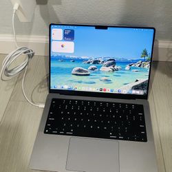 Apple 14” MacBook Pro (M1 Pro Chip, 2021)