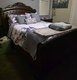 Queen Headboard & Footboard