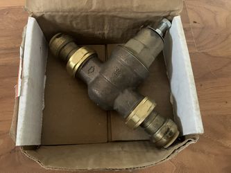 Sharkbite 3/4” Pressure Reducing Regulator Valve