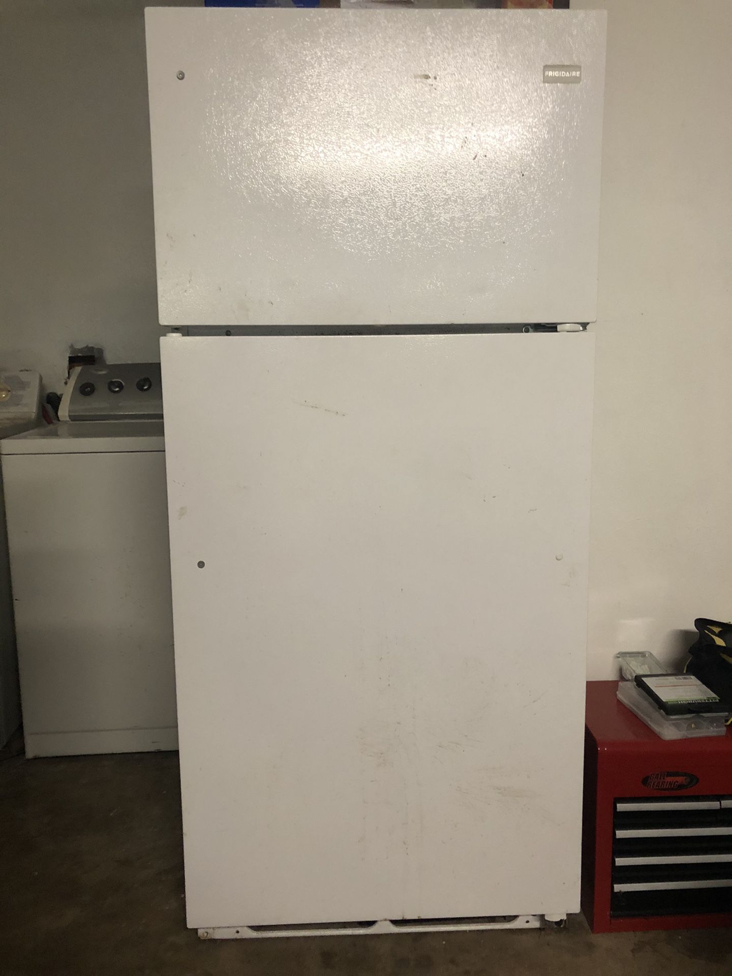 Frigidaire refrigerator and freezer