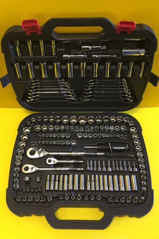 Husky H205MTS Mechanics Tool Set (205-Piece) - BRAND NEW NEVER BEEN USED