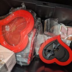 Mothers Day Or Valentines Boxes
