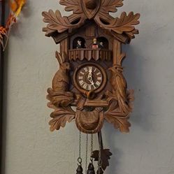Vintage One Day Black Forest Hunter's Cuckoo Clock -64th St & Bell