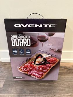 Ovente cheese and charcuterie board in a portable serving tray featuring a clear lid- new in box
