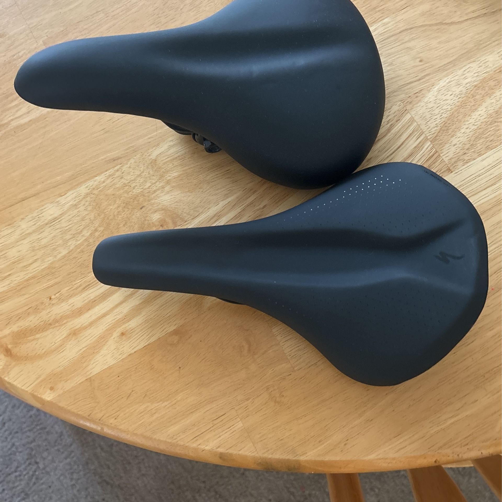 Bicycle Seats 