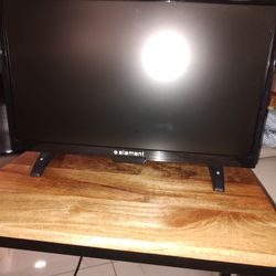 13 Inch Element Smart TV 