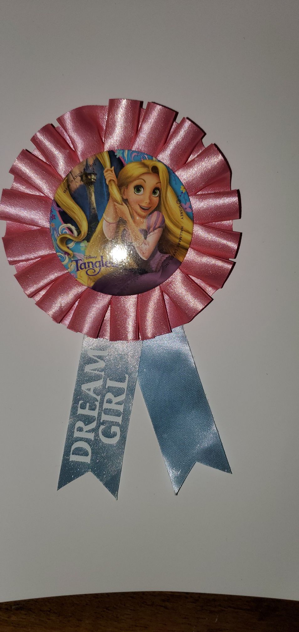 Tangled Dream Girl Pink Ribbon Disney Button Badge Pin Authentic Vintage