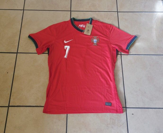 Cristiano Ronaldo #7 Portugal Men's Jersey Size Large