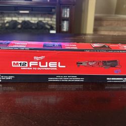 Milwaukee M12 Fuel 3/8” Ratchet 