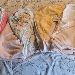Hooded Infant Towels -girl