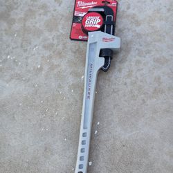 Overbite Jaw 24" Milwaukee