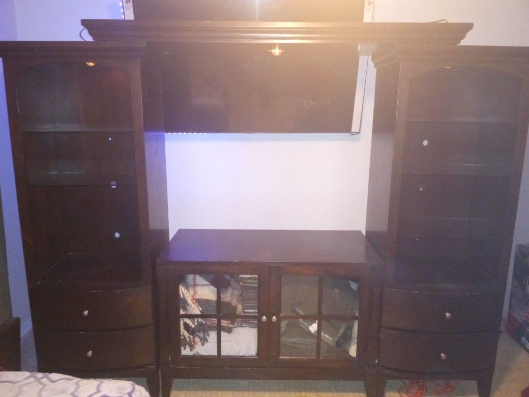 Amish Imperial 3 Piece Entertainment Center