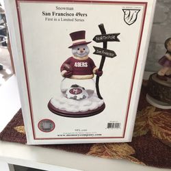Memory Company Snowman San Francisco 49ers Holiday Christmas Figurine 2002  New with plastic  Original box  Great condition  Some worn to box due to t
