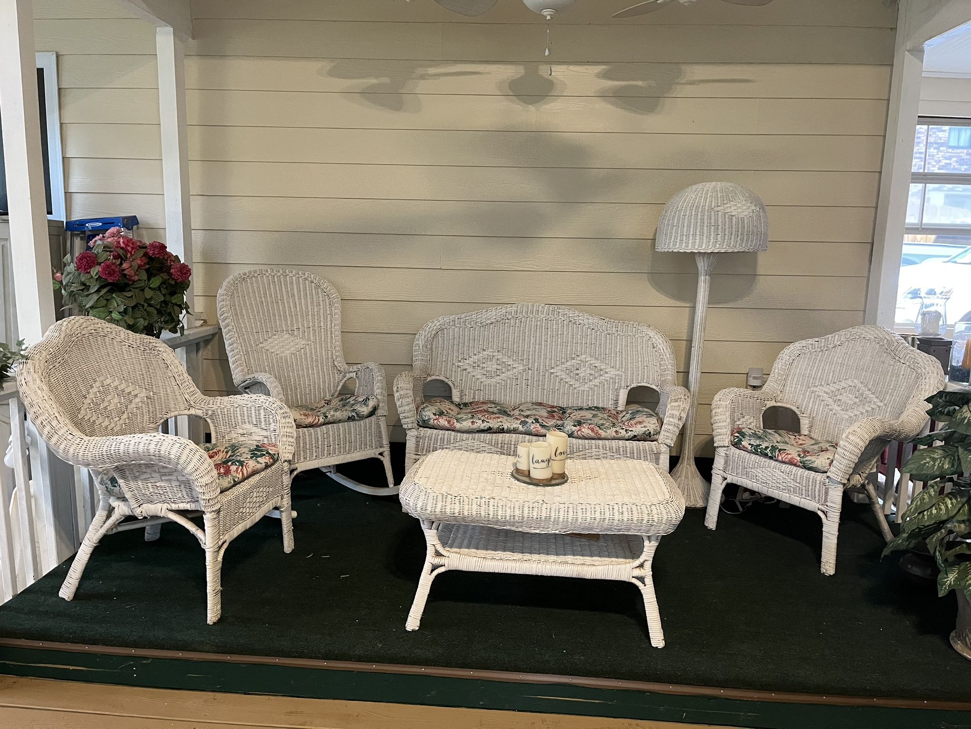 Wicker Furniture Set