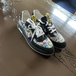 Used Louis Vuitton Sneakers