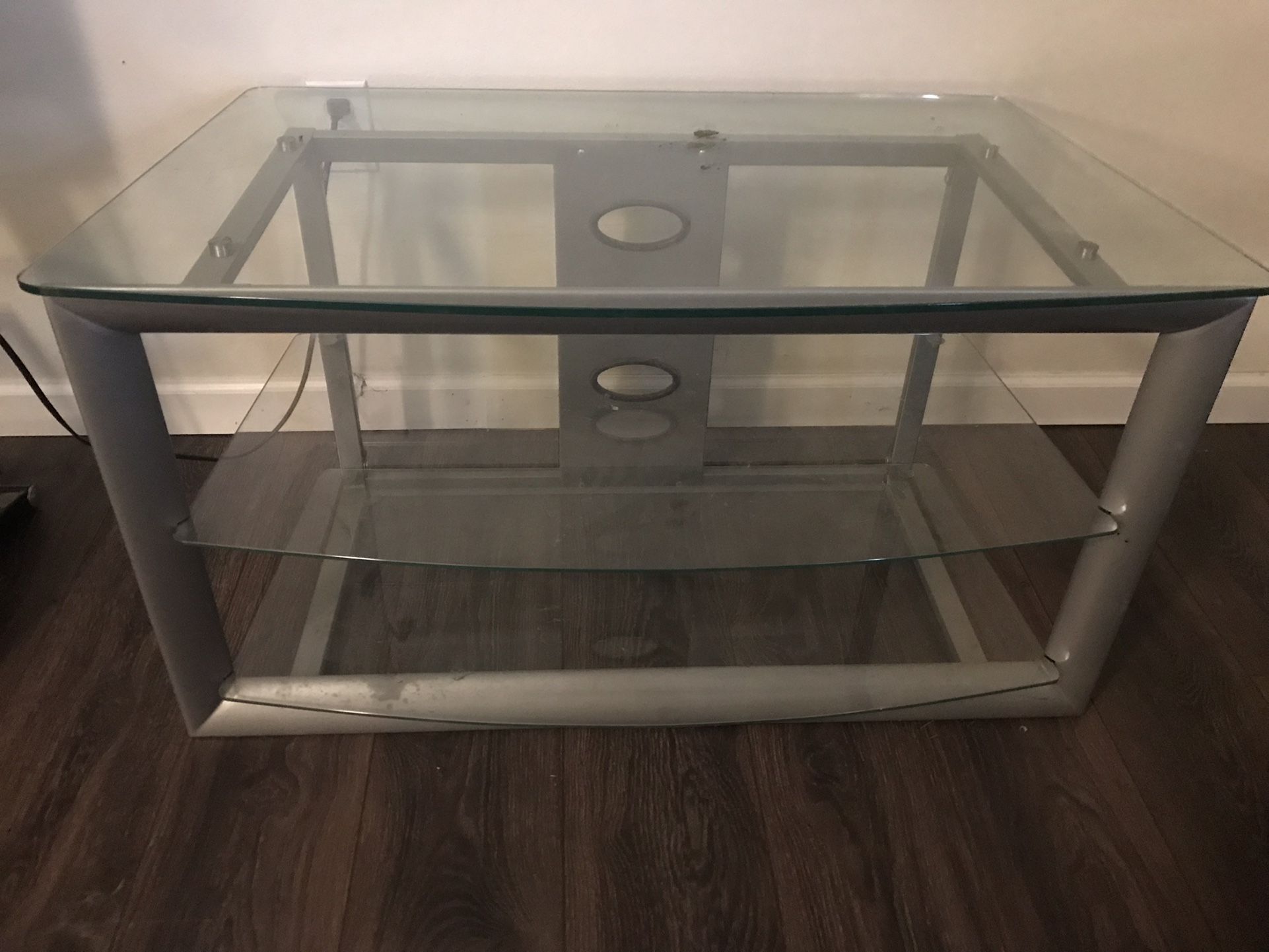 TV Stand/ Entertainment Organizer