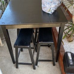 Real Wood Table With 4 Stools