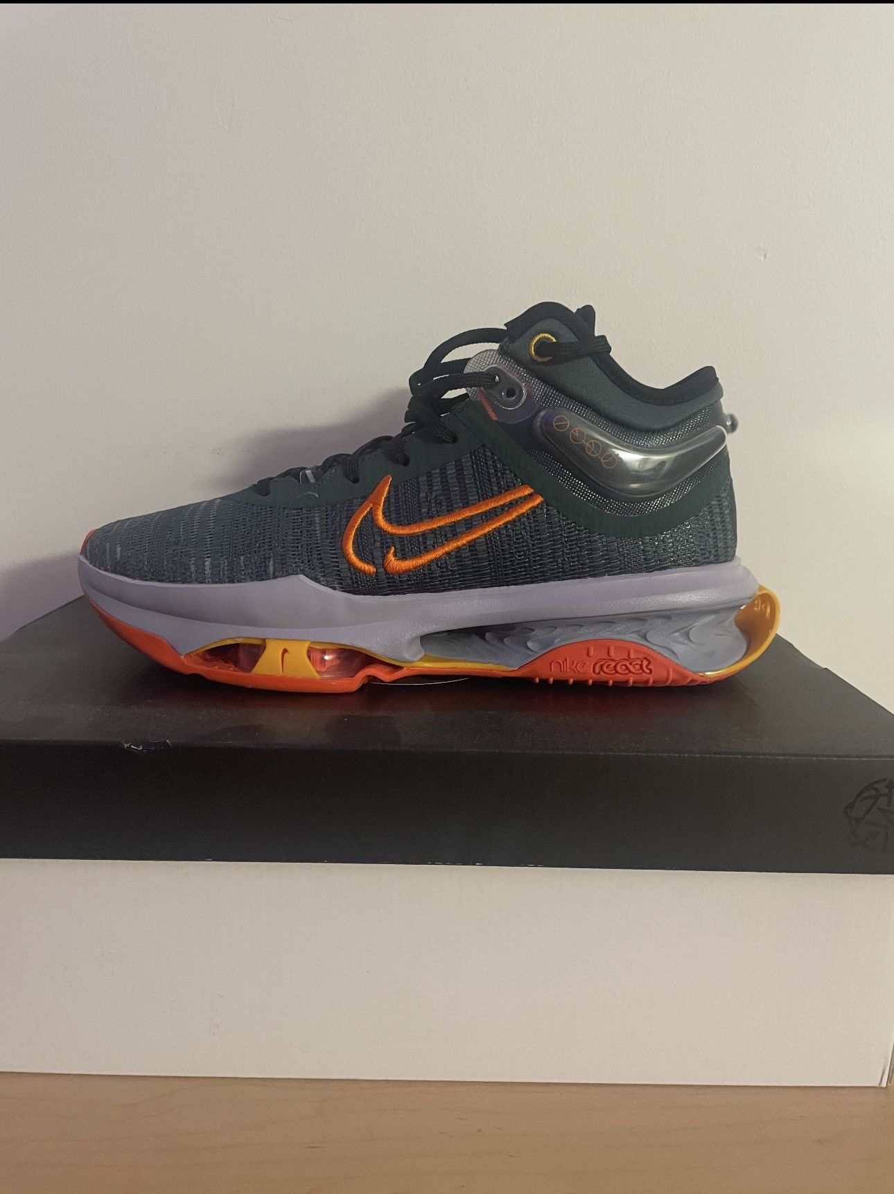 Nike Air Zoom G.T Jump 2