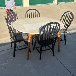 4 Chair Table