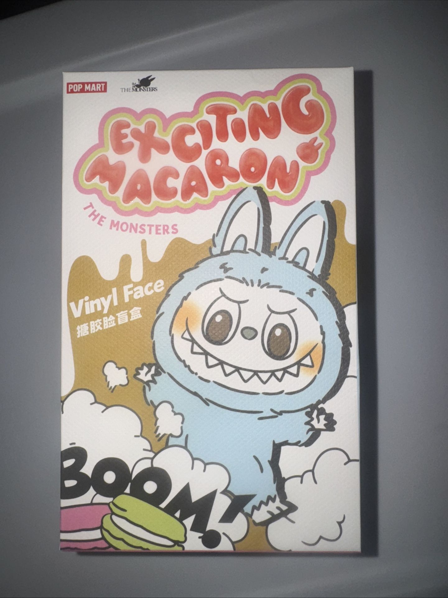 Exciting macaron Labubu