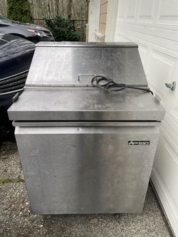 Adcraft Refrigerator