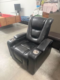 Recliner couch