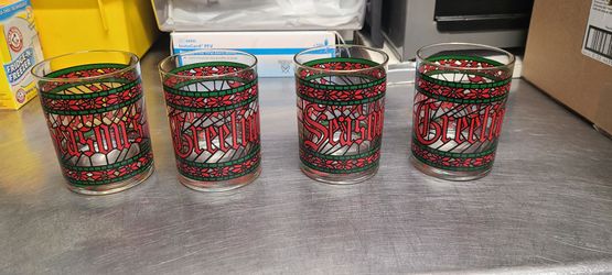 Vintage Christmas tumblers
