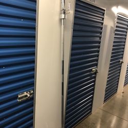 7 feet Olympic Weight Bar with 2 Collars