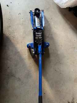 Duralast 2.5 ton jack